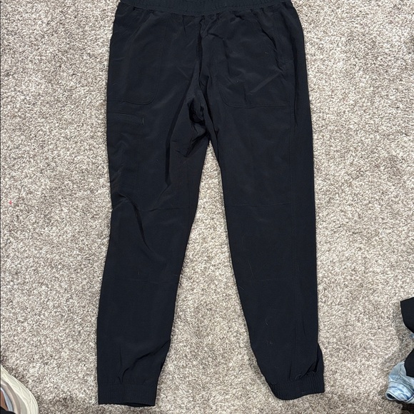 Scrubstar Premium Black Scrub Top and Bottoms - Picture 2 of 5